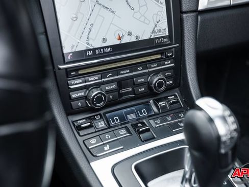Used 2013 Porsche 911 Carrera RWD image 18