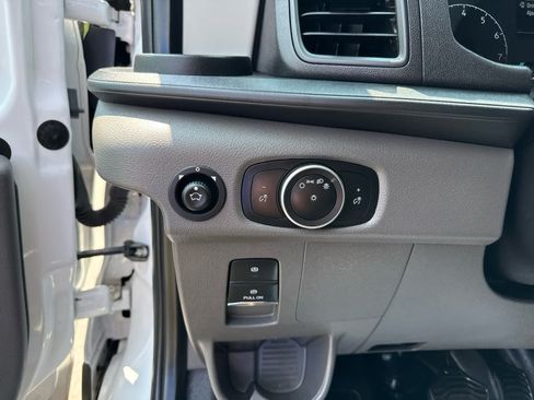Used 2021 Ford Transit 350 XL RWD image 18