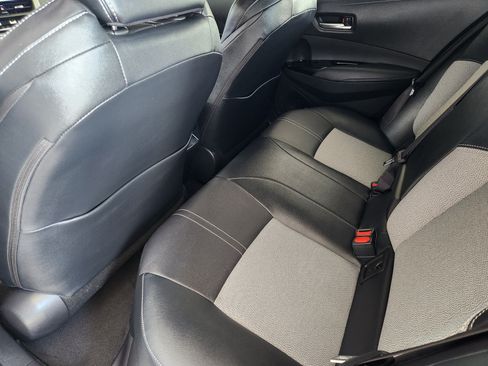 Used 2025 Toyota Corolla XSE FWD image 31