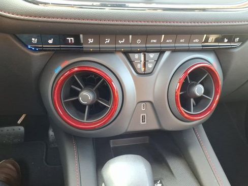 Used 2020 Chevrolet Blazer RS image 19