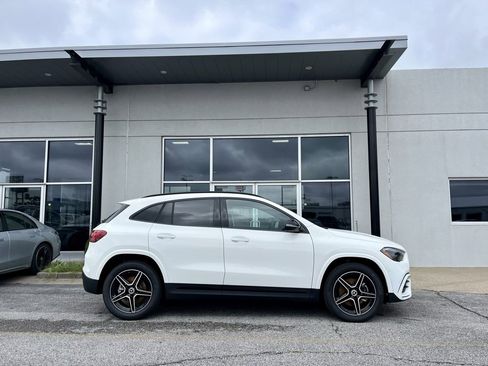 Certified 2025 Mercedes-Benz GLA 250 4MATIC image 6