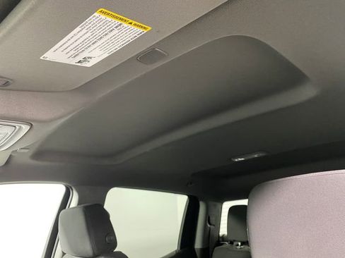 Used 2024 Chevrolet Silverado 1500 LT image 22