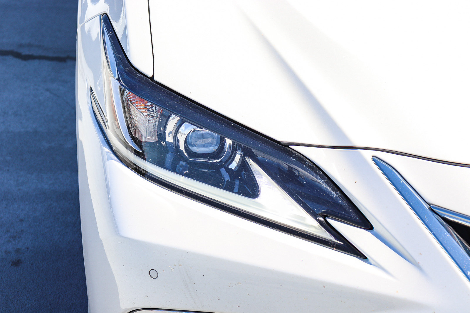 Used 2023 Lexus ES 350 w/ Accessory Package (Z1) FWD image 11