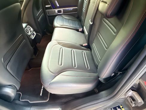 Used 2021 Mercedes-Benz G 550 w/ G Manufaktur Interior Package image 29