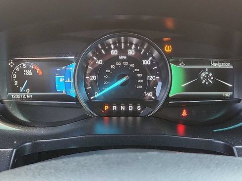 Used 2017 Ford Explorer Limited FWD image 23