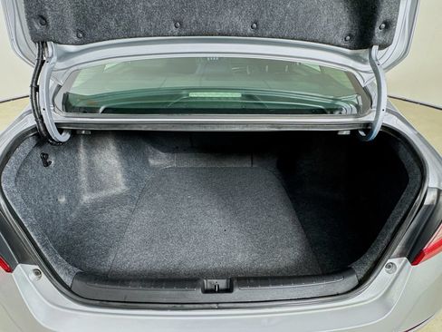 Used 2021 Honda Accord EX image 34