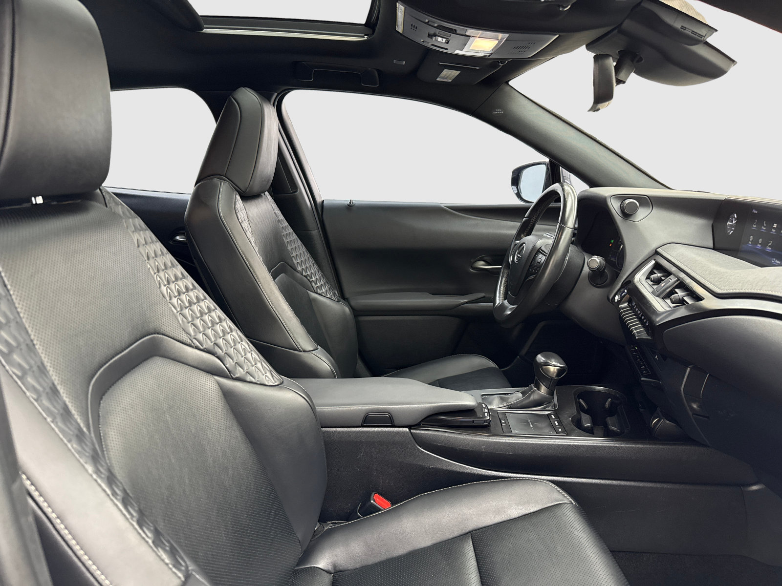 Used 2021 Lexus UX 250h w/ Premium Package AWD/4WD image 39
