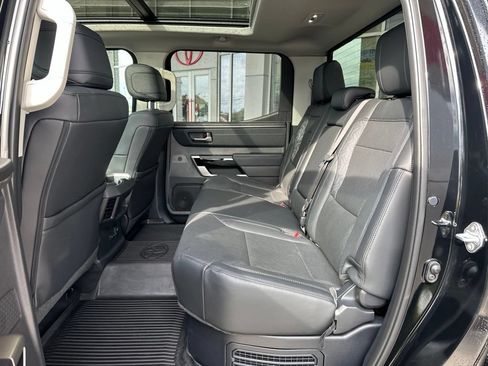Used 2024 Toyota Tundra Limited AWD/4WD image 19