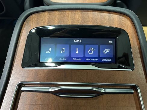 New 2026 Lincoln Navigator Black Label AWD/4WD image 32