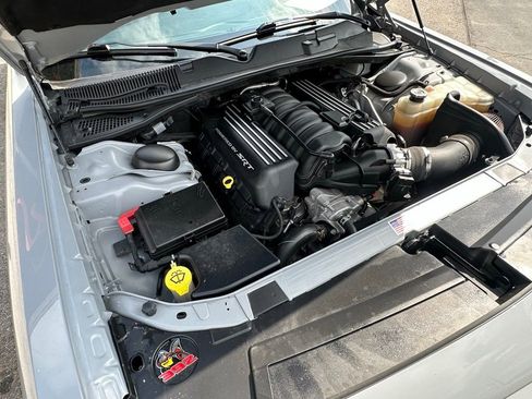 Used 2021 Dodge Challenger R/T Scat Pack RWD image 27