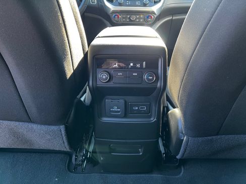 Used 2023 GMC Acadia SLE w/ Driver Convenience Package AWD/4WD image 11