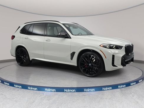 New 2026 BMW X5 xDrive40i w/ M Sport Package AWD/4WD image 3