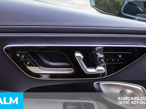Used 2025 Mercedes-Benz CLE 300 4MATIC Coupe image 34