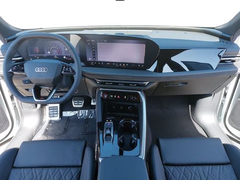 New 2026 Audi SQ5 Premium Plus AWD/4WD image 9