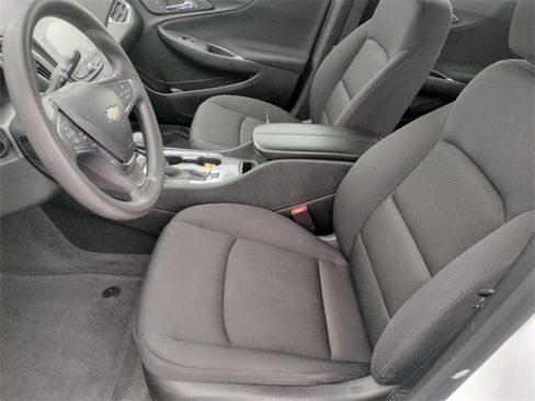 Used 2024 Chevrolet Malibu LT image 19