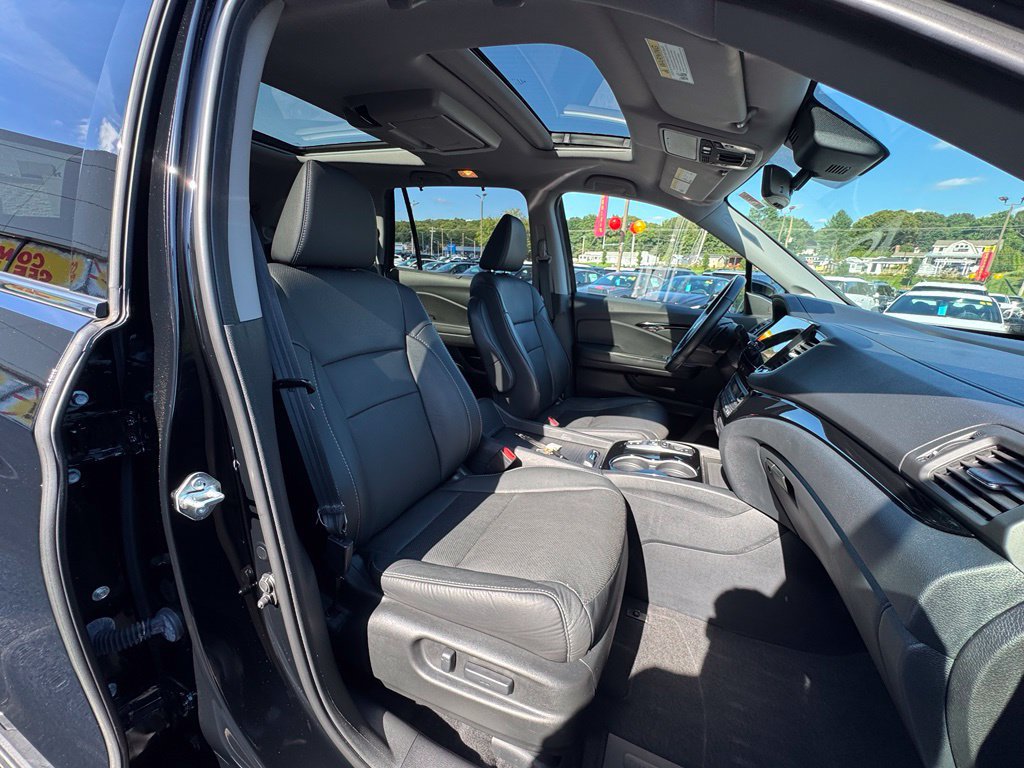 Used 2021 Honda Pilot Elite image 31