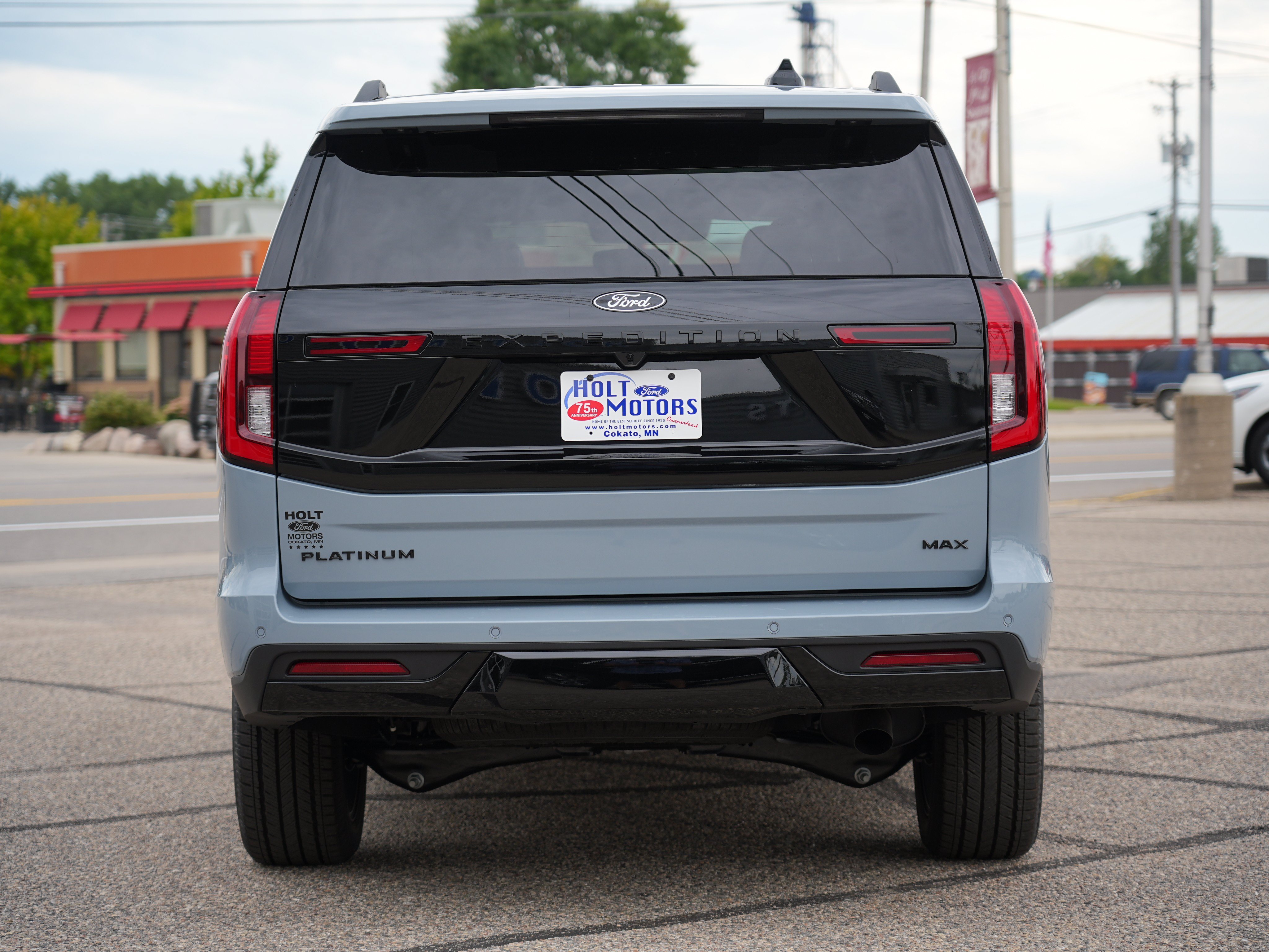 New 2026 Ford Expedition Max Platinum w/ Stealth Appearance Package AWD/4WD image 4