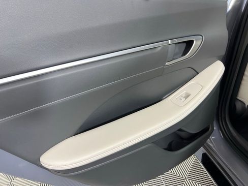 Used 2024 Hyundai Sonata Limited image 29