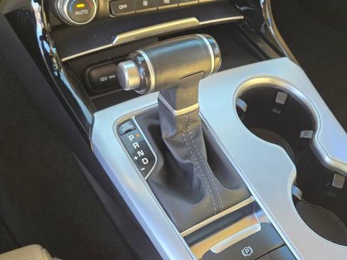 Used 2022 Kia Stinger GT1 image 23