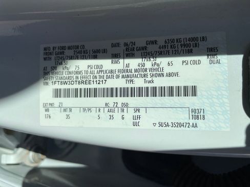 Used 2024 Ford F350 XLT image 30