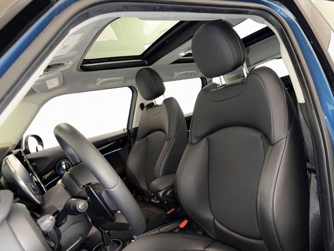 Used 2023 MINI Cooper S image 19