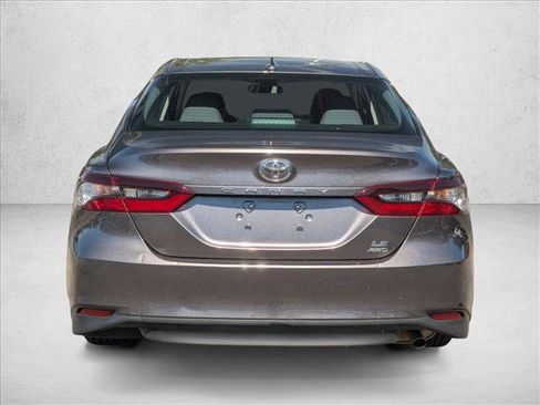 Used 2022 Toyota Camry LE AWD/4WD image 7