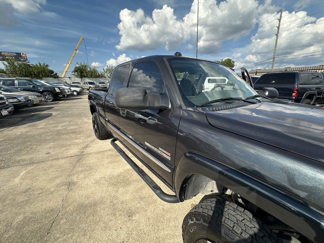 Used 2005 GMC Sierra 2500 SLE w/ Heavy-Duty Power Package AWD/4WD image 56