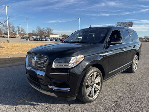 Used 2018 Lincoln Navigator Reserve w/ Technology Package image 1
