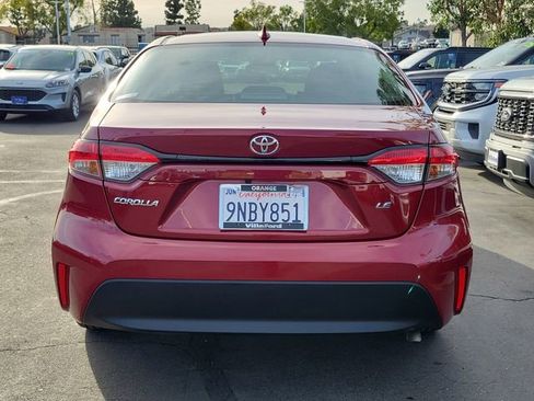 Used 2024 Toyota Corolla LE image 21