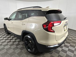 Used 2023 GMC Terrain AT4 AWD/4WD video 5