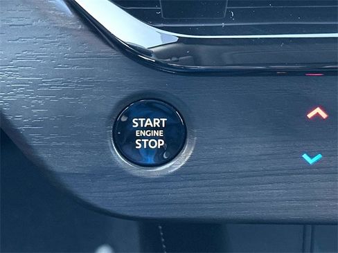 New 2025 Nissan Murano SV image 16