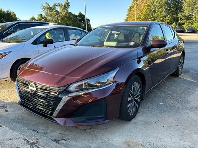 Used 2023 Nissan Altima 2.5 SV w/ SV Premium Package