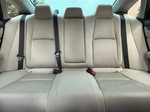 Used 2018 Honda Accord LX image 41