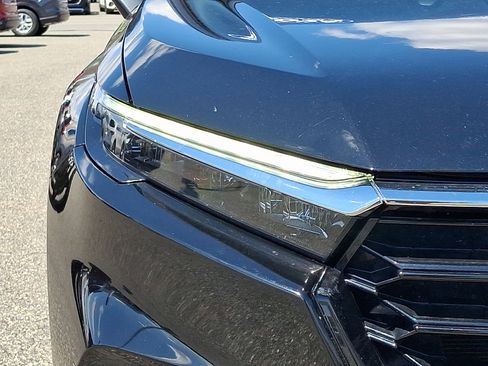 Certified 2024 Honda CR-V EX image 9