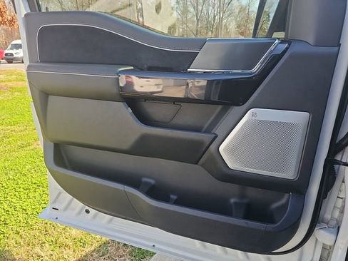 Certified 2025 Ford F150 Lightning Platinum image 27