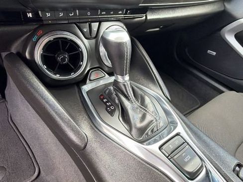 Used 2024 Chevrolet Camaro LT w/ Technology Package image 21