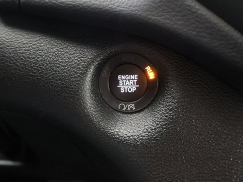 Used 2022 Jeep Cherokee Trailhawk AWD/4WD image 33