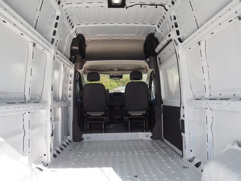 New 2025 RAM ProMaster 3500 w/ Roll-Up Rear Door Package image 14