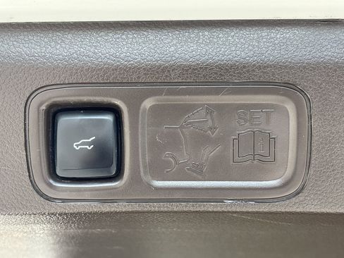 Used 2023 Ford Expedition Max King Ranch image 32