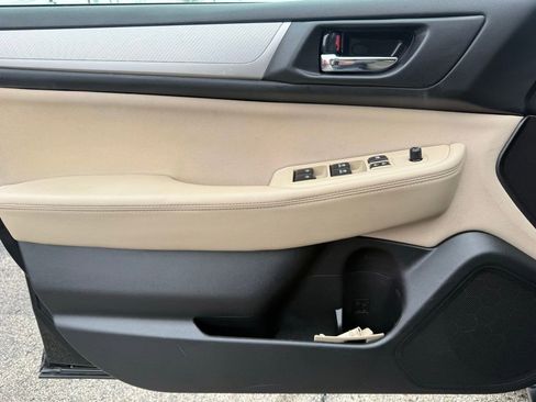 Used 2017 Subaru Outback 2.5i Premium w/ Popular Package #1 image 19