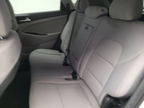 Used 2019 Hyundai Tucson SE FWD image 18