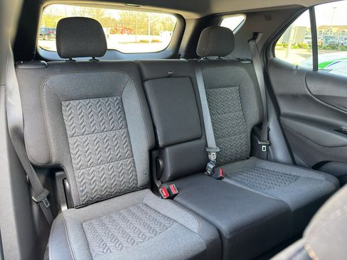 Used 2024 Chevrolet Equinox LT FWD image 36