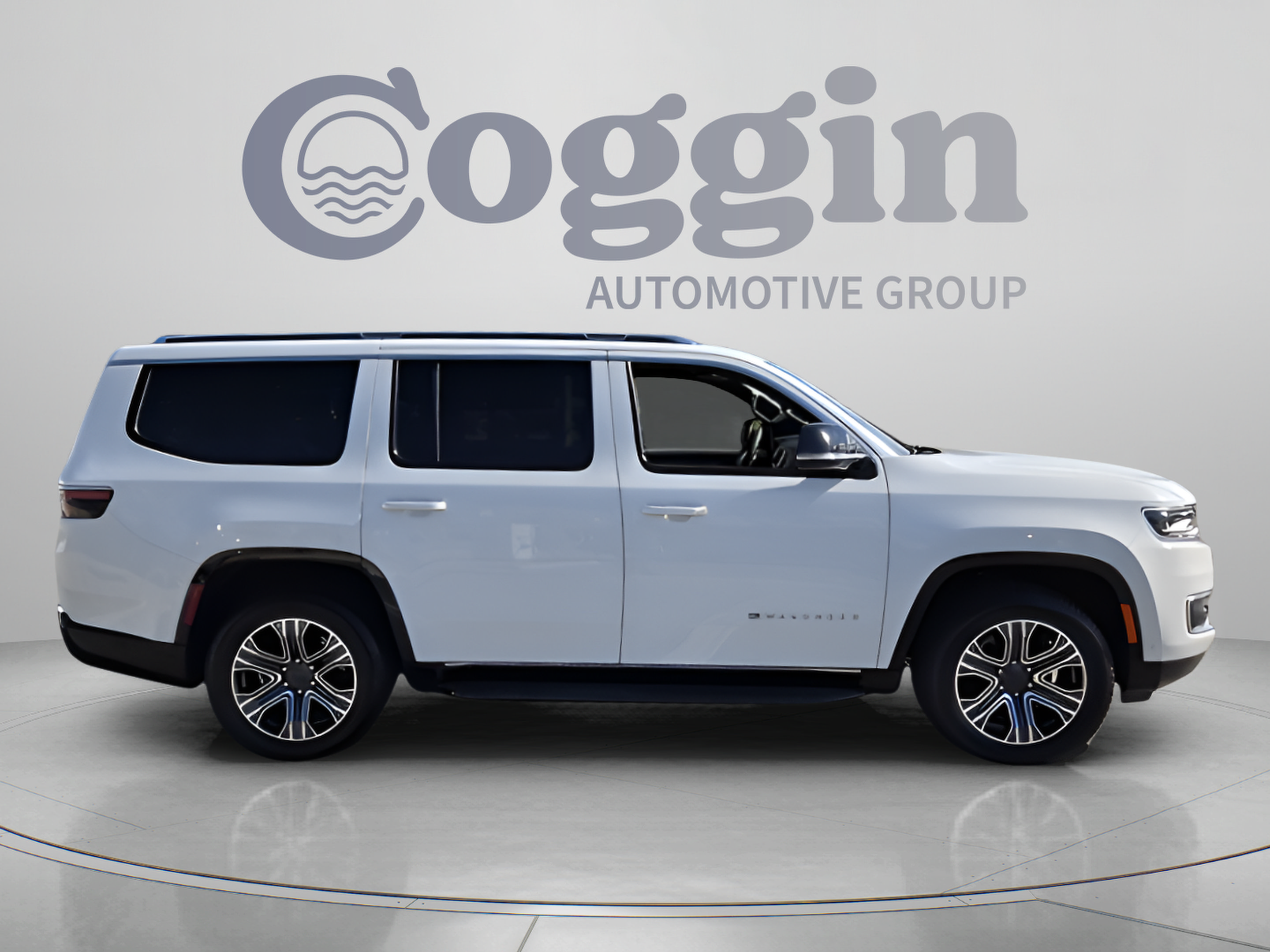 Used 2024 Jeep Wagoneer Series II w/ Flexible Seating Group RWD image 6