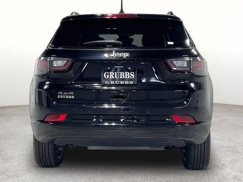 Used 2024 Jeep Compass Limited w/ High Altitude Package AWD/4WD image 5