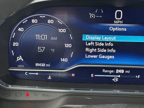 Used 2023 Chevrolet Suburban Premier AWD/4WD image 28