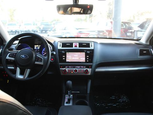 Used 2017 Subaru Outback 2.5i Limited AWD/4WD image 13