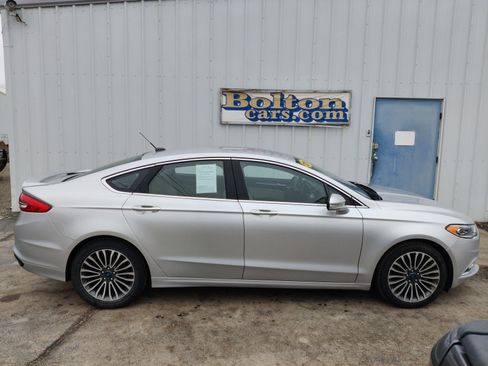 Used 2018 Ford Fusion Titanium image 1