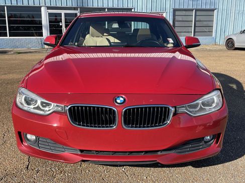 Used 2014 BMW 320i Sedan w/ Sport Package image 6