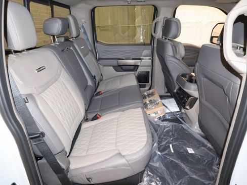 New 2026 Ford F350 Platinum w/ Platinum Plus Package image 15