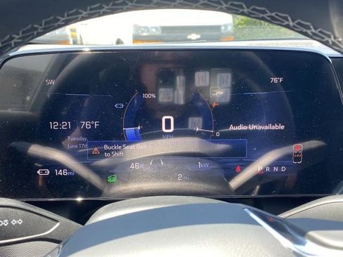 New 2025 Chevrolet Equinox EV LT image 12